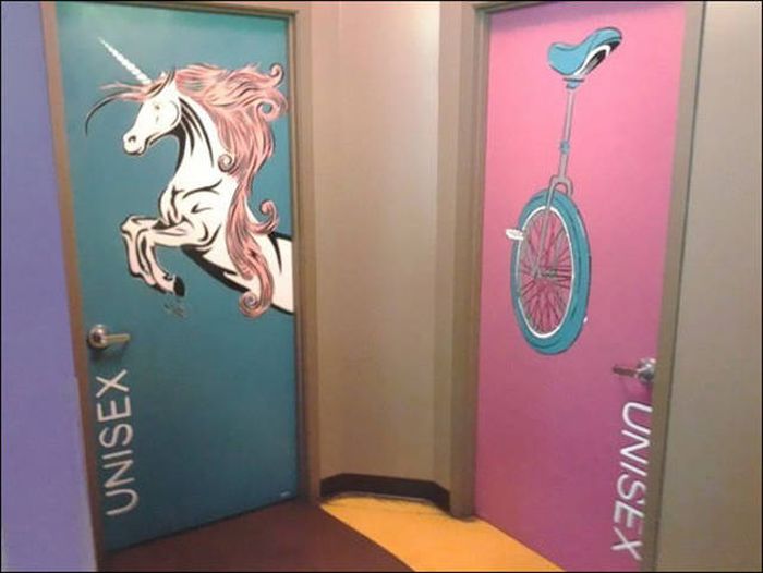 creative_toilet_signs_17